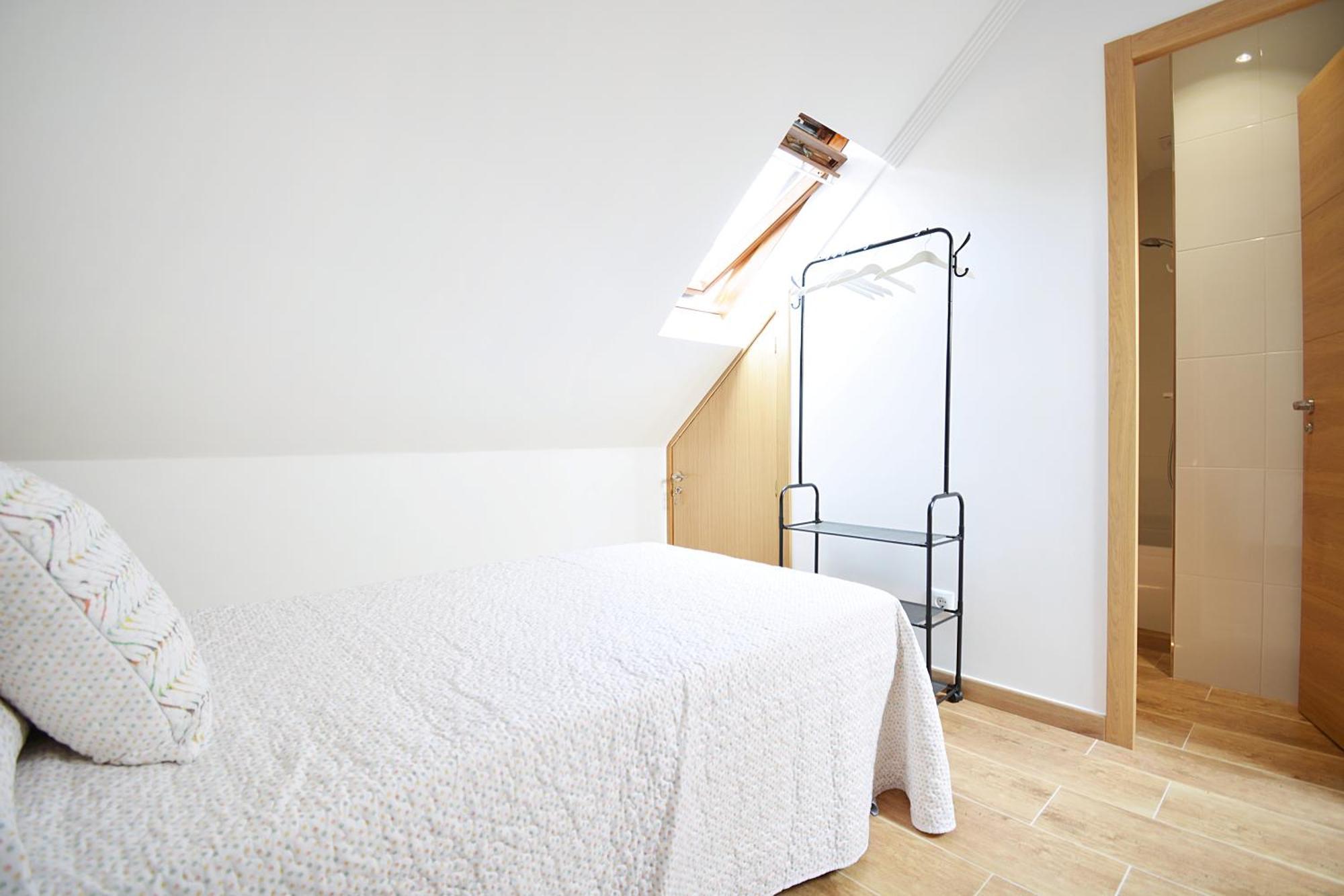 Galihost - Casa Con Jardin En Pontevedra Villa Bagian luar foto