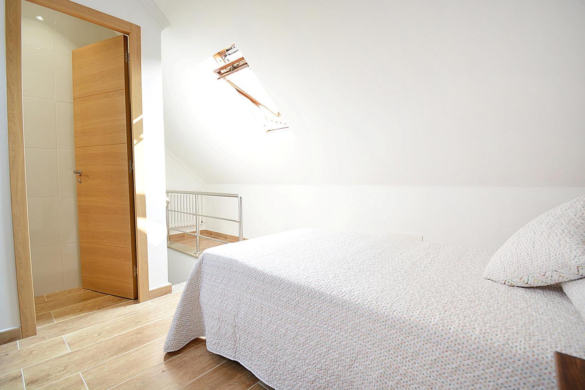 Galihost - Casa Con Jardin En Pontevedra Villa Bagian luar foto